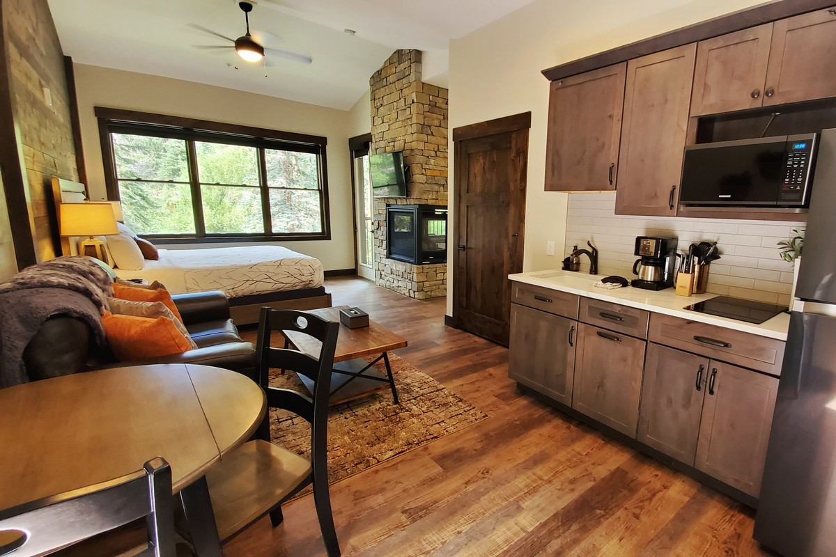 Modern kitchen area